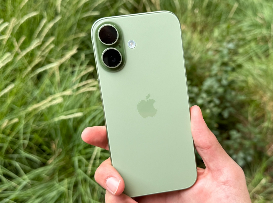 苹果拿下高端手机市场65%的份额:iPhone 17系列功不可没